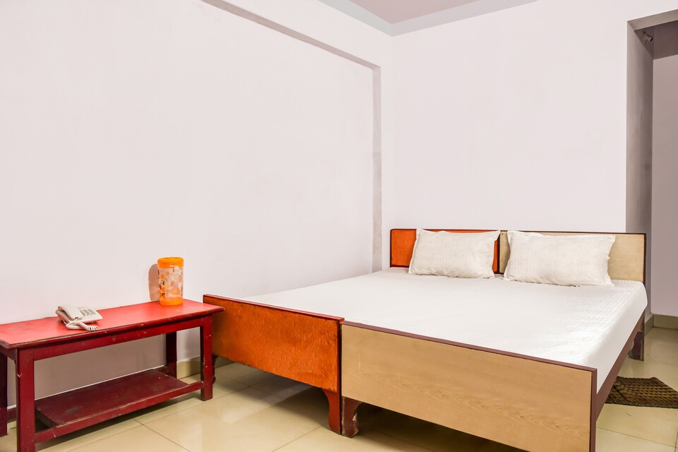 SPOT ON Hotel Sheetal Palace, Hamidia Road Bhopal, Bhopal