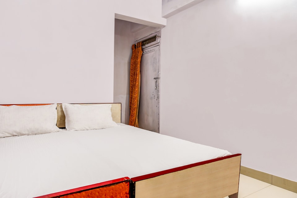 SPOT ON Hotel Sheetal Palace, Hamidia Road Bhopal, Bhopal