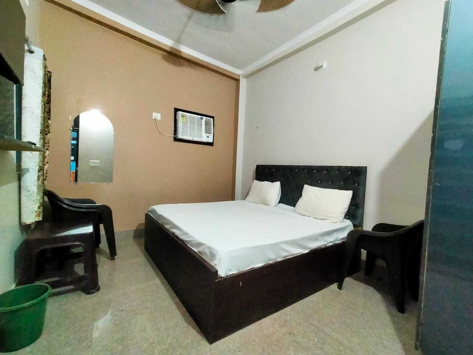 OYO Rose Petal, Noida City, Noida