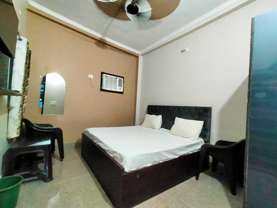 OYO Rose Petal, Noida City, Noida