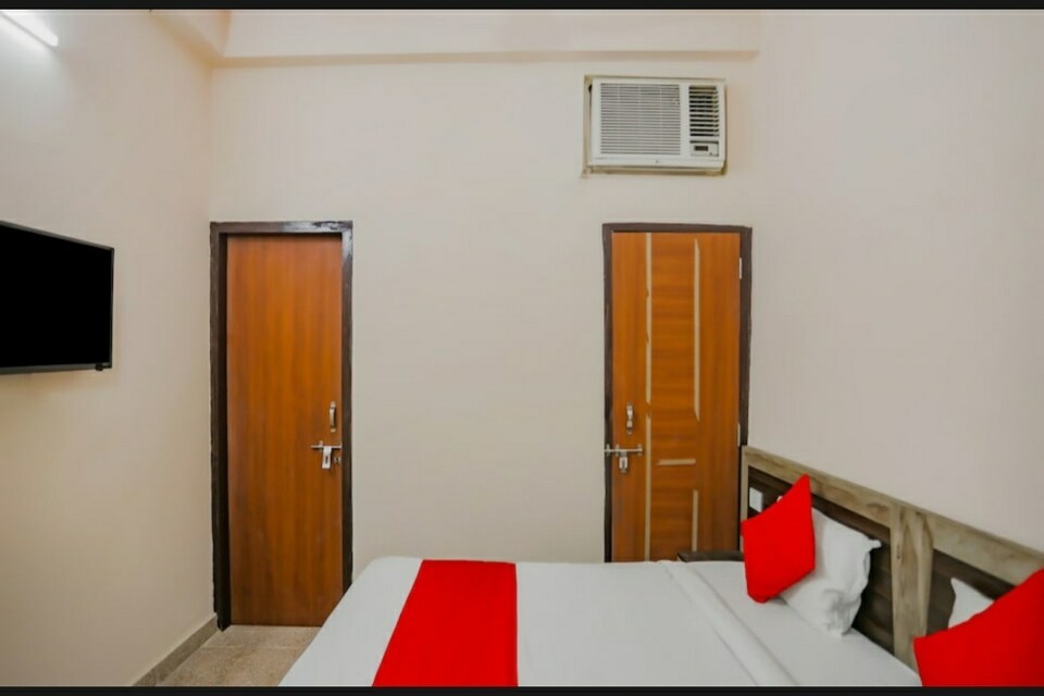 OYO 79845 Elite Homes, Greater Noida, Noida