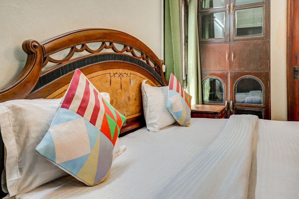 OYO Home Dev Guest House Near Lotus Temple, Greater Kailash Delhi, Delhi