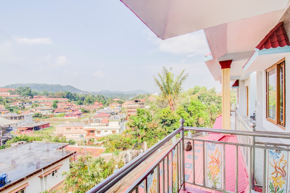 POP HOME 79895 Mountain Mist, Madikeri, कूर्ग