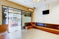 OYO 90351 Hotel Five Star 1