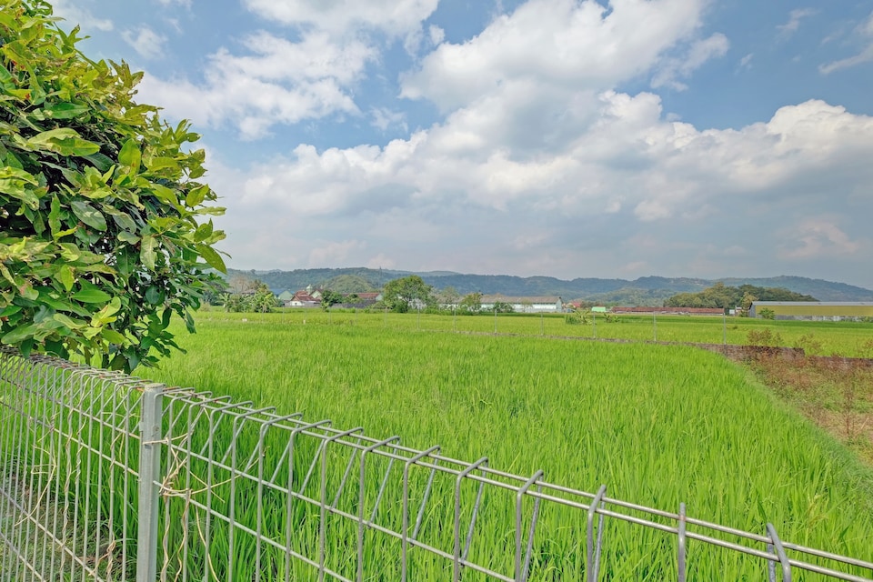 OYO 90354 Ndalem Sabine Syariah, Wonosari Yogya, Yogyakarta