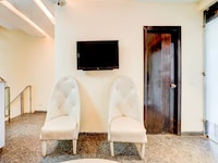 Super Townhouse Pitampura West Enclave