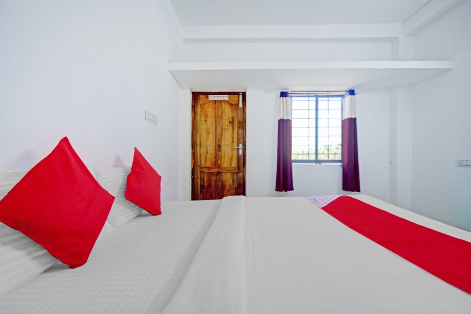 OYO 79968 Sri Mahalakshmi Ac Deluxe Lodge, Arakkonam, Arakkonam