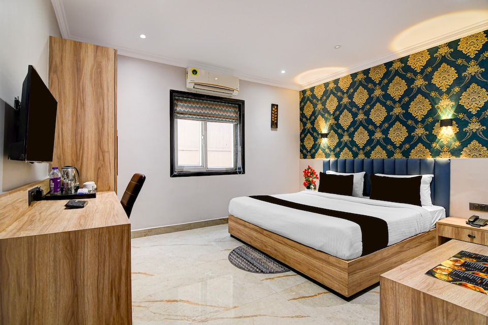 Palette Dumdum Airport Formerly Seventy-Seven, VIP Road Kolkata, Kolkata