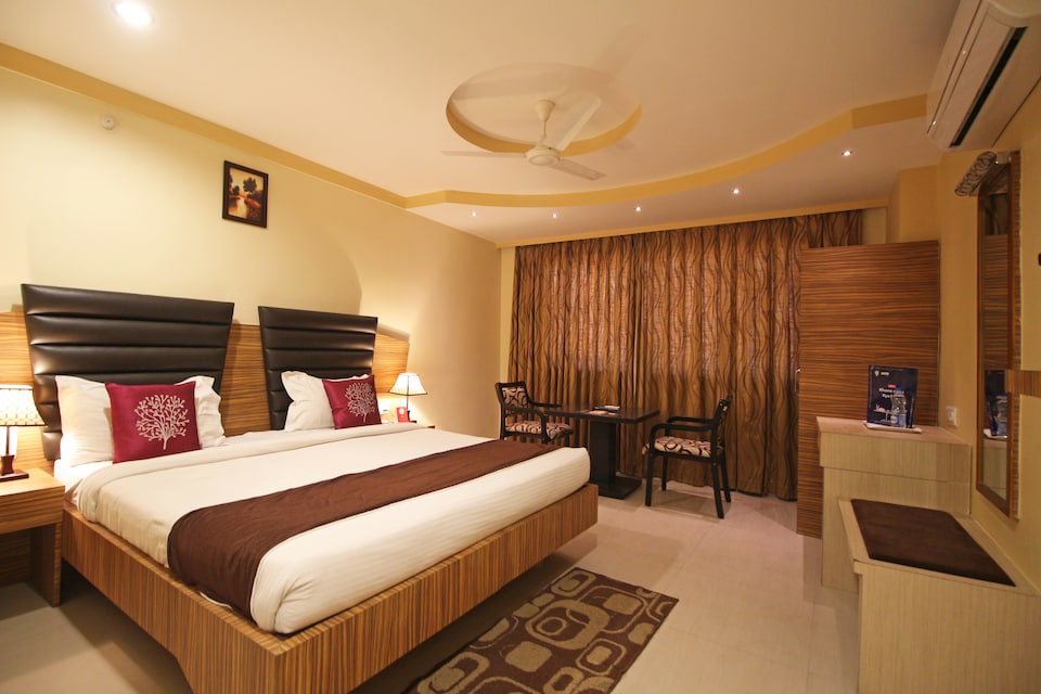 OYO 6677 Jeet Continental, Bilaspur, Bilaspur