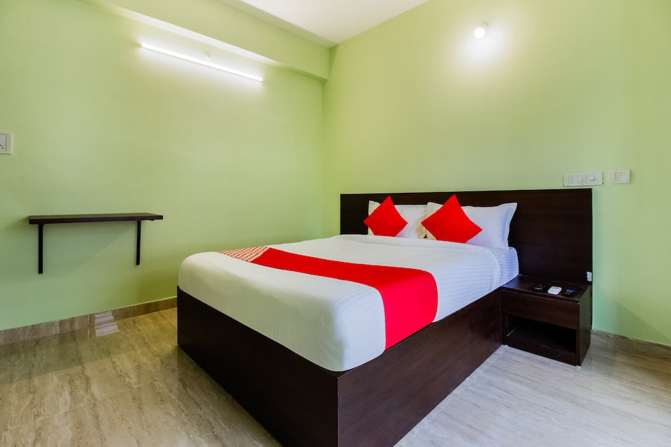 Hotel O O Near Sri Chaitanya Junior College, Secunderabad, Hyderabad