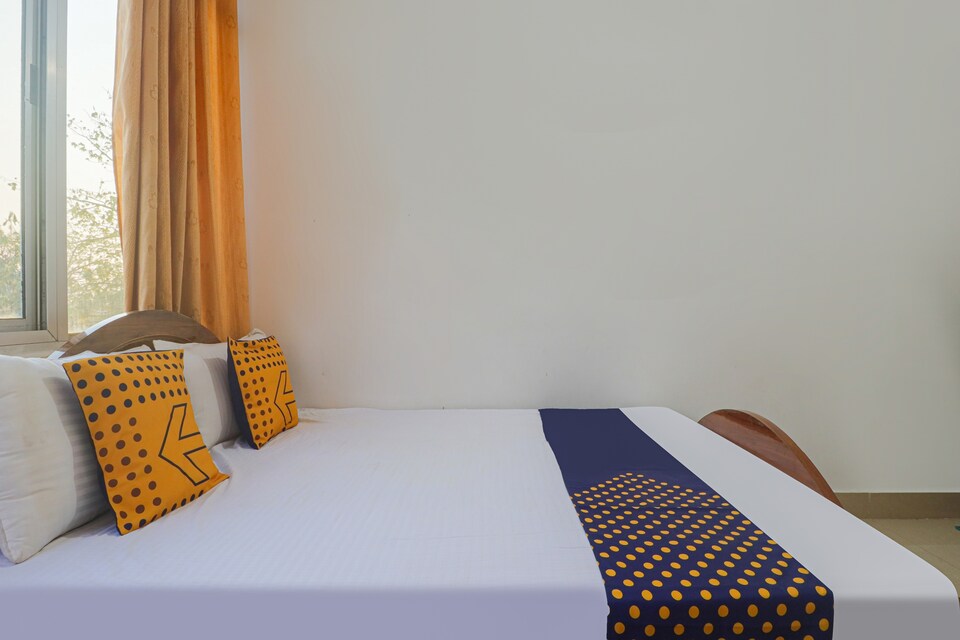 SPOT ON Saigon Guest House, Bodhgaya, Bodhgaya