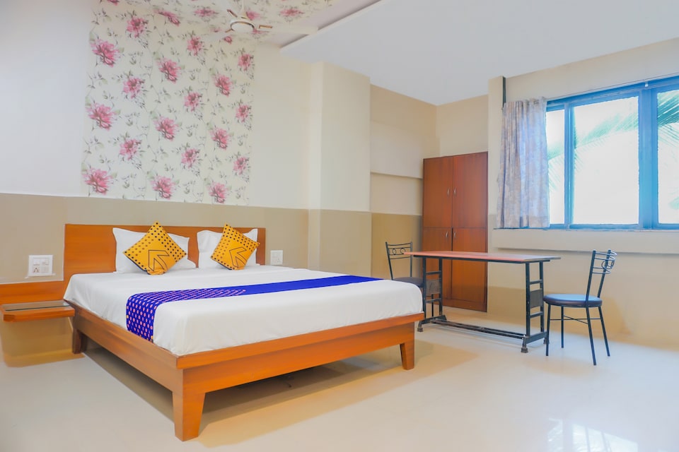 SPOT ON Gargi Garden, Katraj Khed Shivapur Pune, Pune