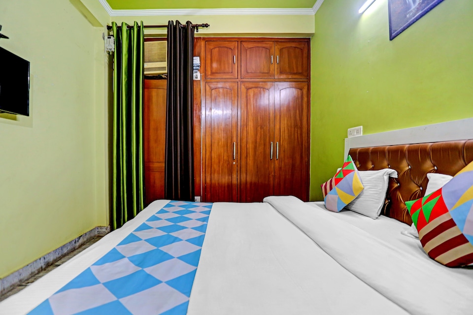 Flagship Flagship Hotel G M Homes Near Iskcon Temple Noida, Noida City, Noida