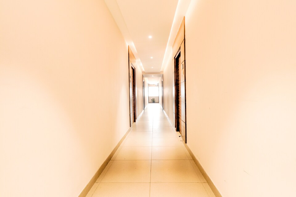 Capital O 80016 Residenza Adhikrishna Arcade, Erode, Erode