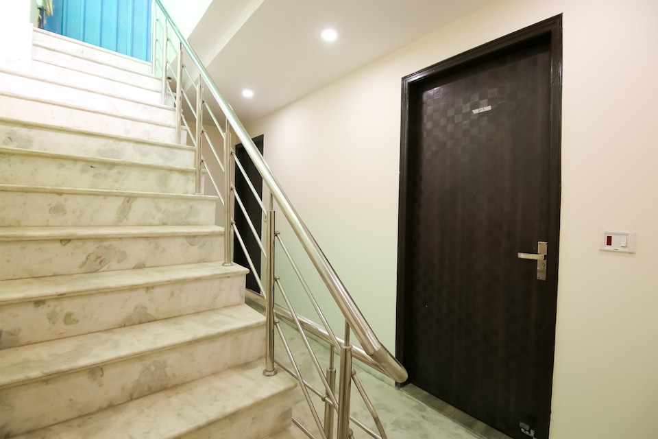 Hotel O Shivansh Palace, Paharganj Delhi, Delhi