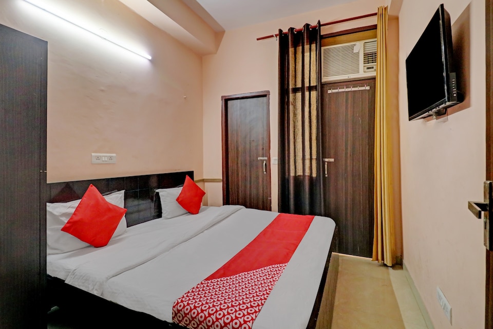 OYO 80026 HOTEL Shree Shyam, Medanta, Gurgaon