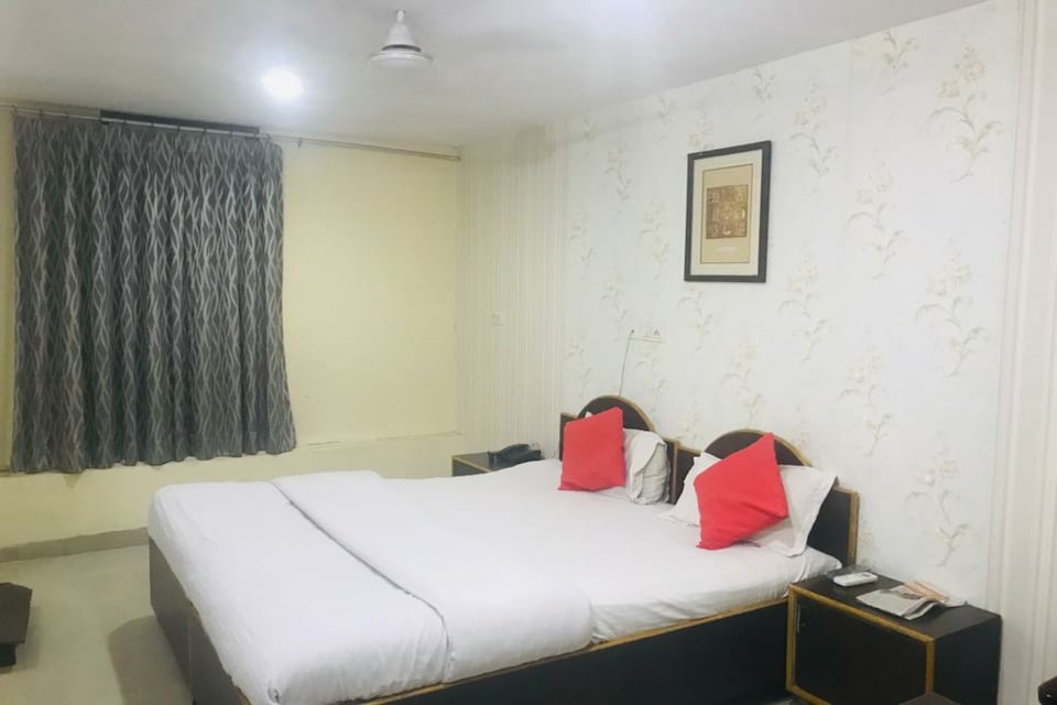 OYO 80027 Hotel Raj Palace, Jaisalmer, Jaisalmer