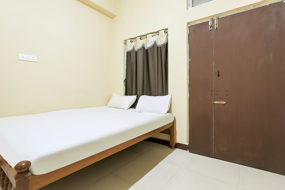 SPOT ON 80061 A K Residency, Ooty Town, Ooty