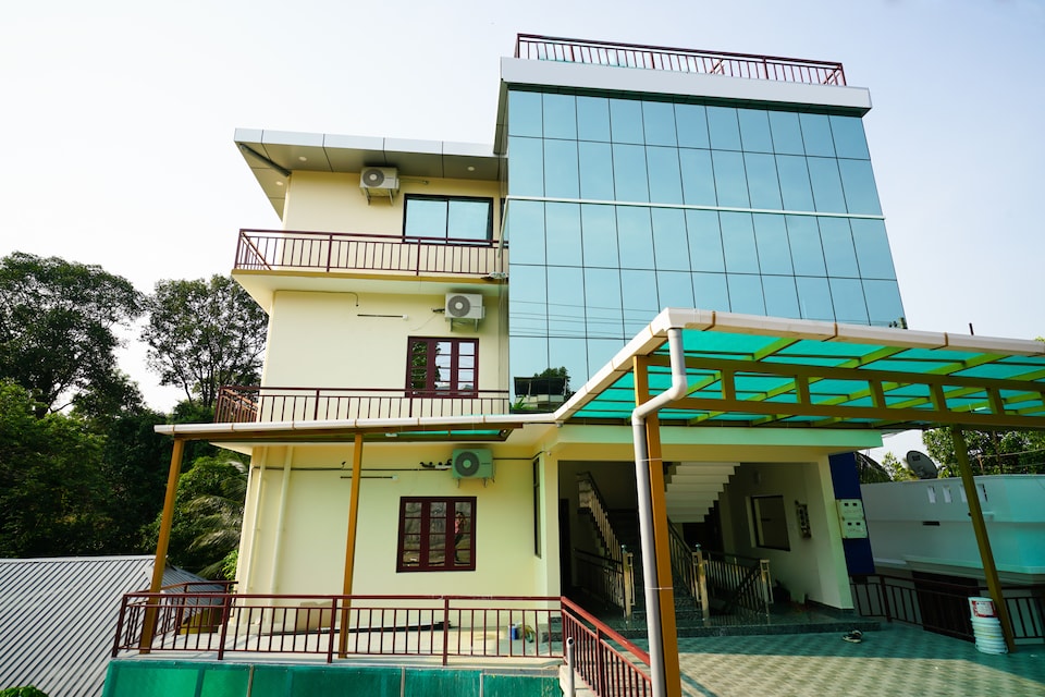 OYO 80098 Kalapurayil Residency-KOC525, Kakkanad Kochi, Kochi