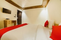 Hotel O Ashirwad home Near Pitampura