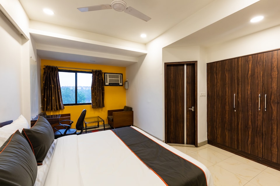 Collection O 80139 Hotel Kanchan Tilak, MG Road Indore, Indore