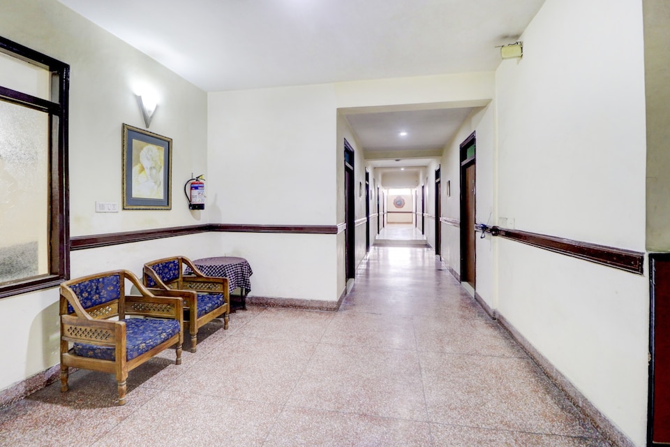 OYO 80141 Hotel international, Jalandhar Bus Stand, Jalandhar