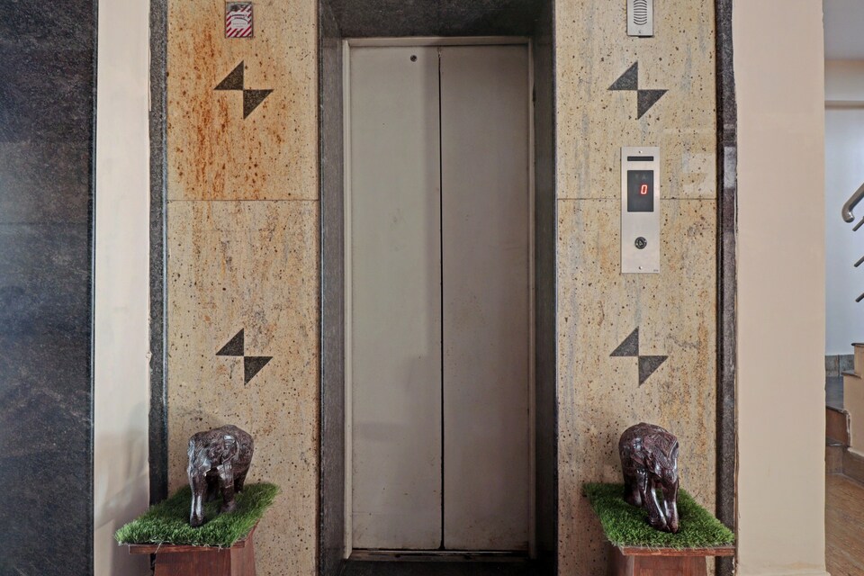 OYO 80174 Prakrathi Grand, Basvanagudi Bangalore, Bangalore