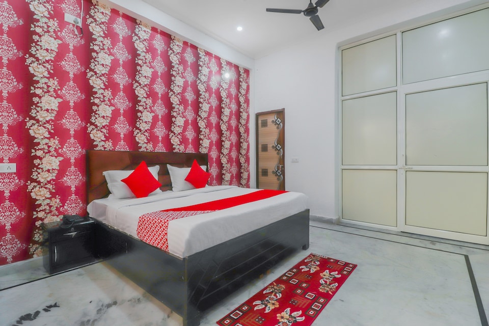 OYO 80193 Hotel Royal Inn, Ghaziabad City, Ghaziabad