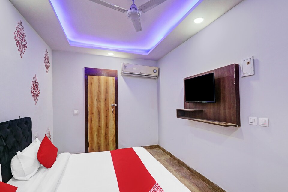OYO 80217 Discovery Key, Greater Noida, Noida