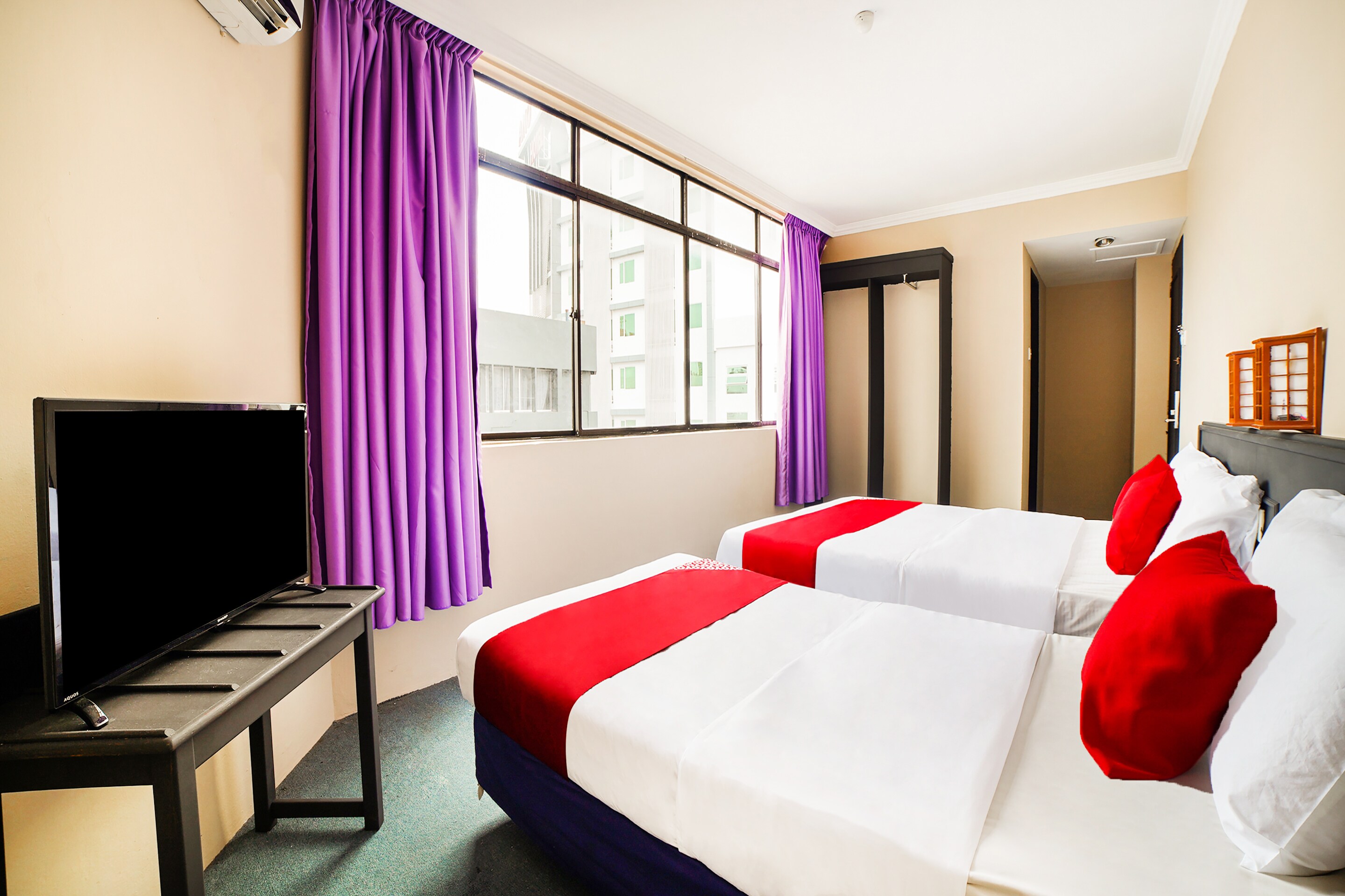 Oyo 90243 Metro Inn Oyo Hotels Miri Book Rm65 Oyo