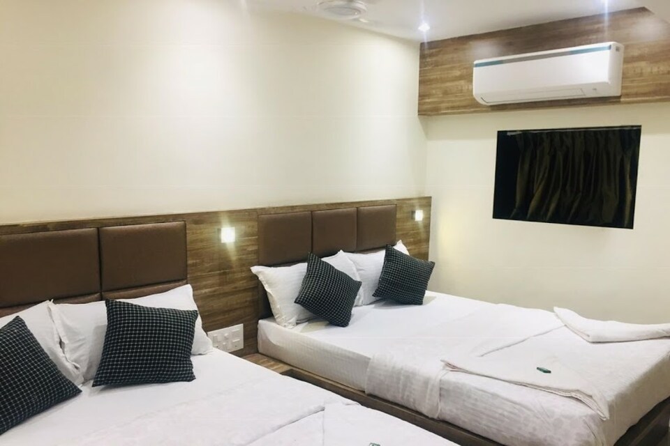 OYO 80222 Hotel Al Raihan, Mumbai CST-Churchgate-Colaba, Mumbai