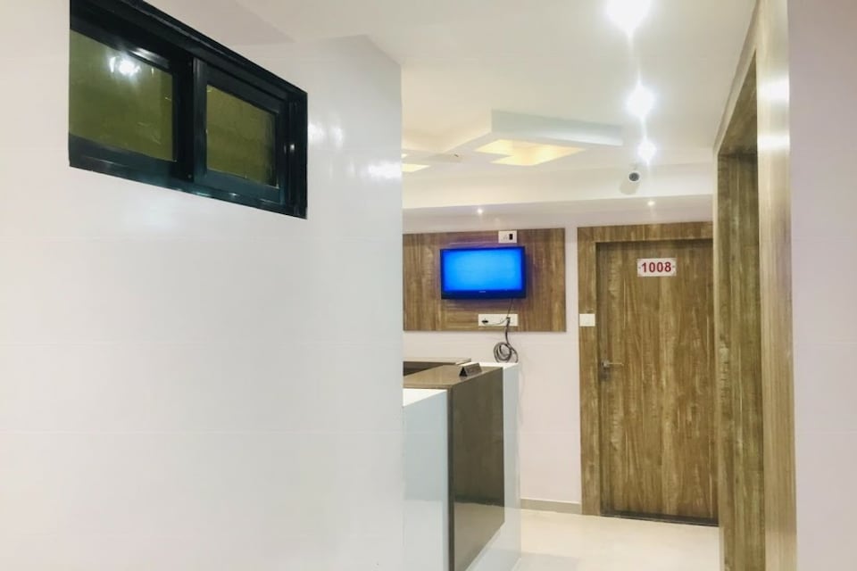 OYO 80222 Hotel Al Raihan, Mumbai CST-Churchgate-Colaba, Mumbai