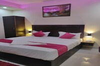Flagship Way Point Inn Near Dashrath Puri Metro Station