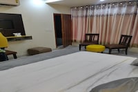 Flagship Way Point Inn Near Dashrath Puri Metro Station