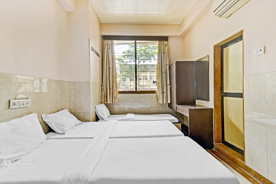 OYO Flagship 80295 Hotel Basera, Mumbai CST-Churchgate-Colaba, Mumbai