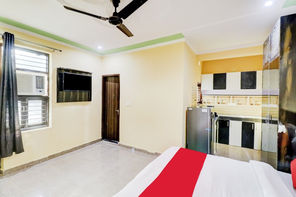 OYO 80298 Park View Residency, Sohna Road, Gurgaon