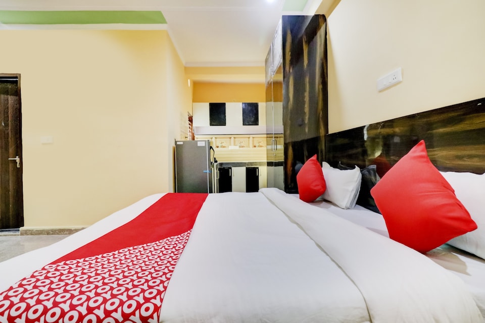 OYO 80298 Park View Residency, Sohna Road, Gurgaon