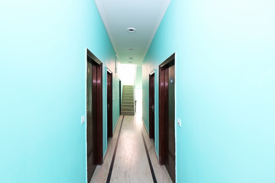 OYO 6706 Hotel New Sunder Residency, Dehradun Railway Station, Dehradun