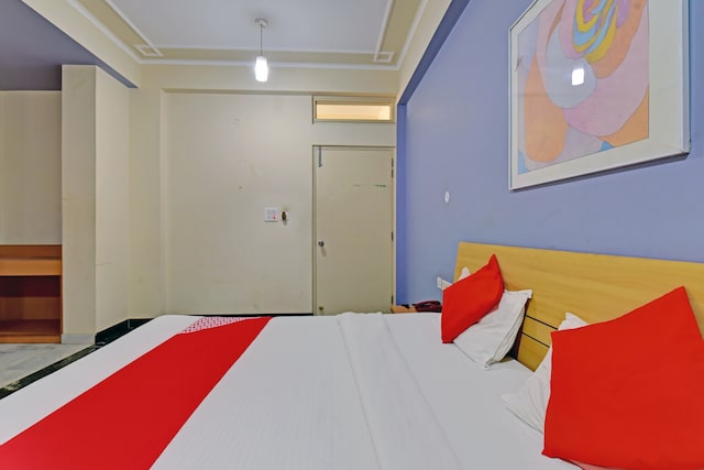 Hotel O Star Board 