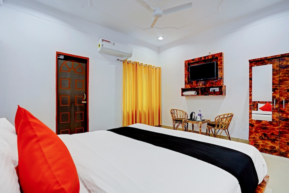 Capital O 80405 The Great Nagraja By Vedant Yogpeeth, Tapowan Rishikesh, Rishikesh