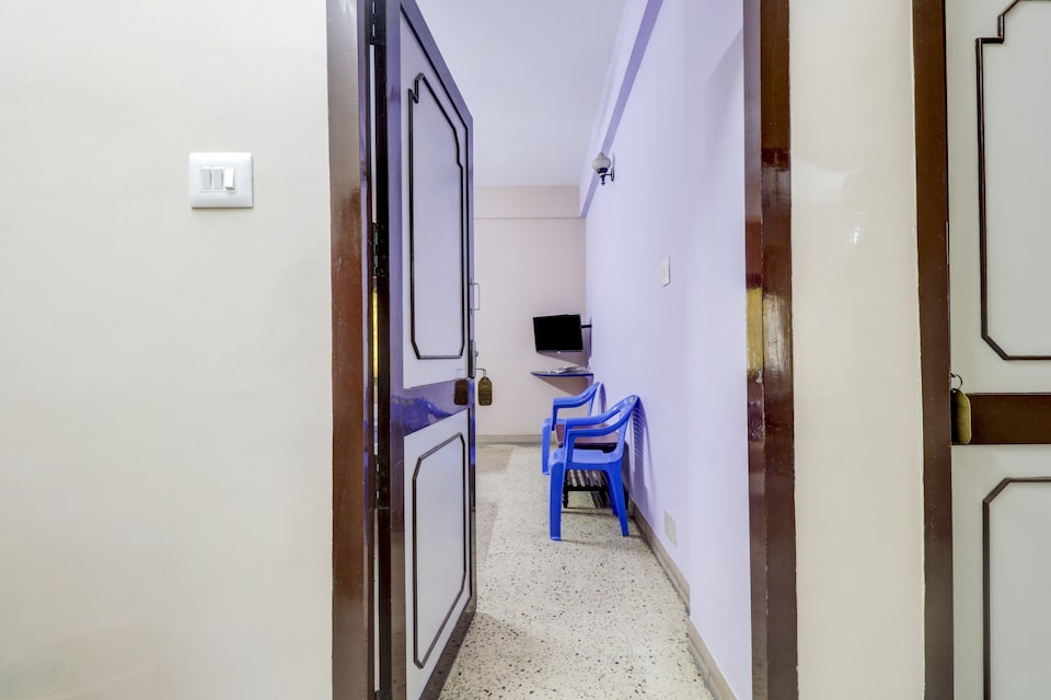 SPOT ON 80406 Siddharth Lodge, Reddipatti Salem, Salem