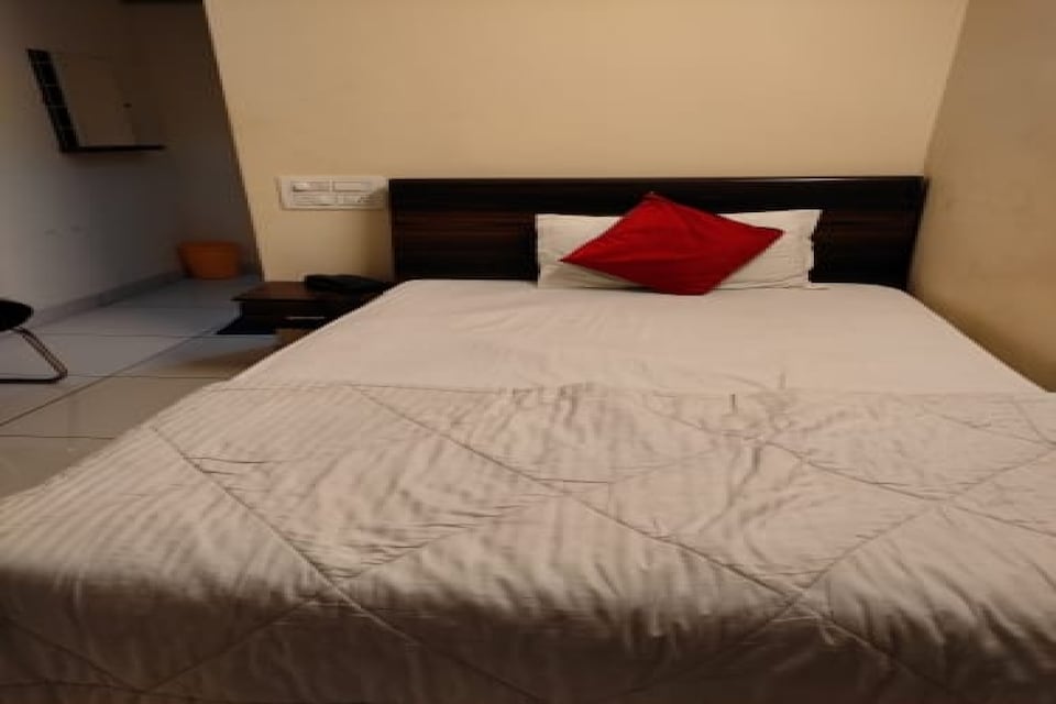 LIVE ON VIJ243, Governorpet Vijayawada-II, Vijayawada