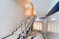 Hotel O Kollamkudimughal Kakkanad Formerly Diamond Inn