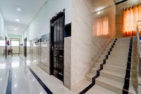 Hotel O Kollamkudimughal Kakkanad Formerly Diamond Inn