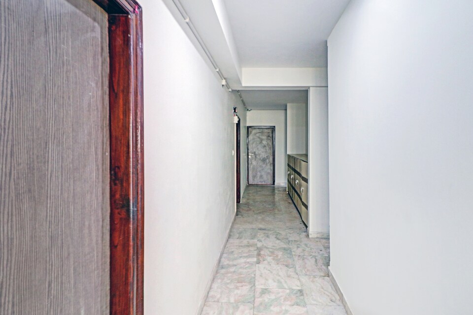 Live on DEL3064, Paschim Vihar Delhi, Delhi