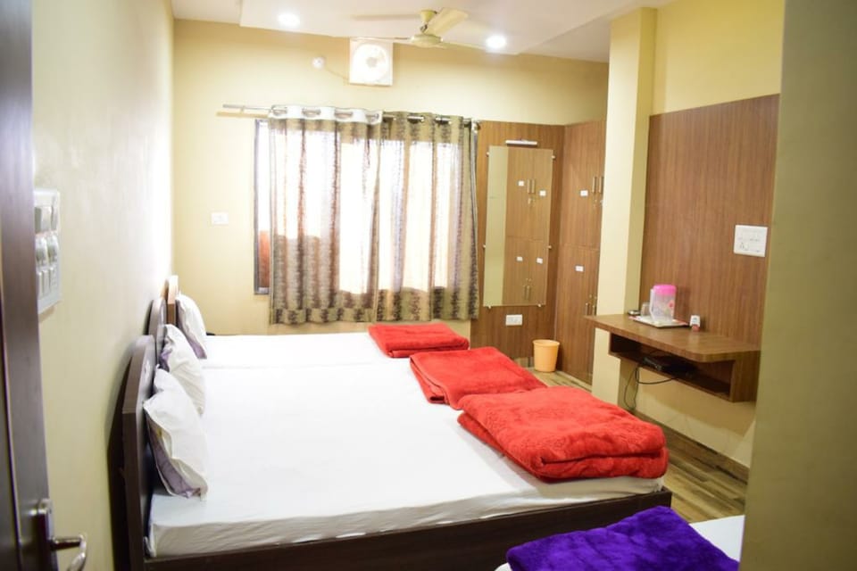 OYO 80442 Hotel Rajmahal Inn, Jabalpur, Jabalpur