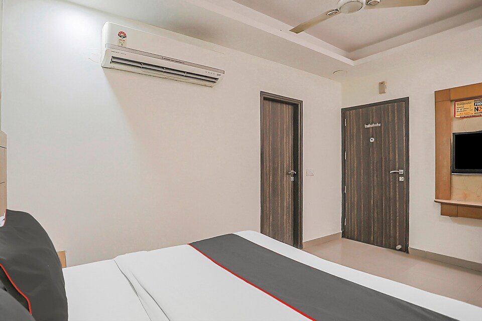 Collection O 80452 Hotel Boom Rooms, Paharganj Delhi, Delhi