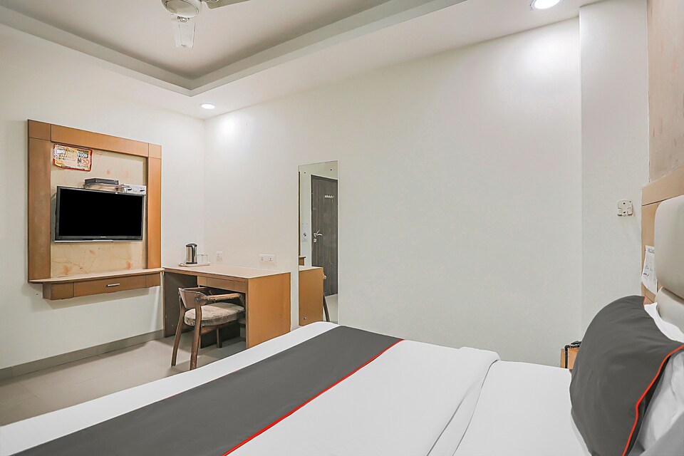 Collection O 80452 Hotel Boom Rooms, Paharganj Delhi, Delhi