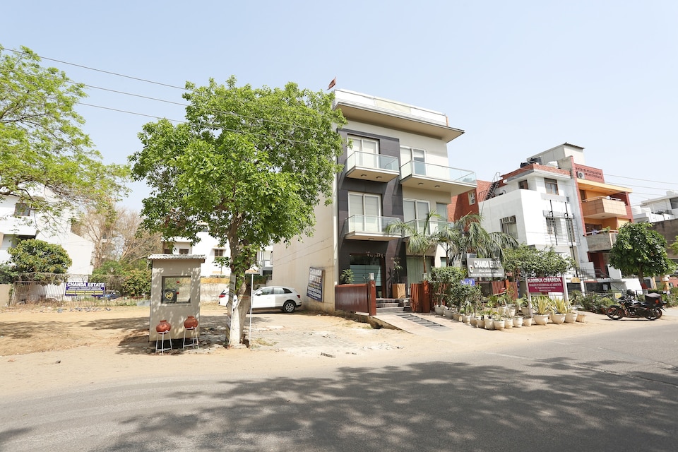 Capital O 1007 Hotel Villa 24, Cyber City, Gurgaon