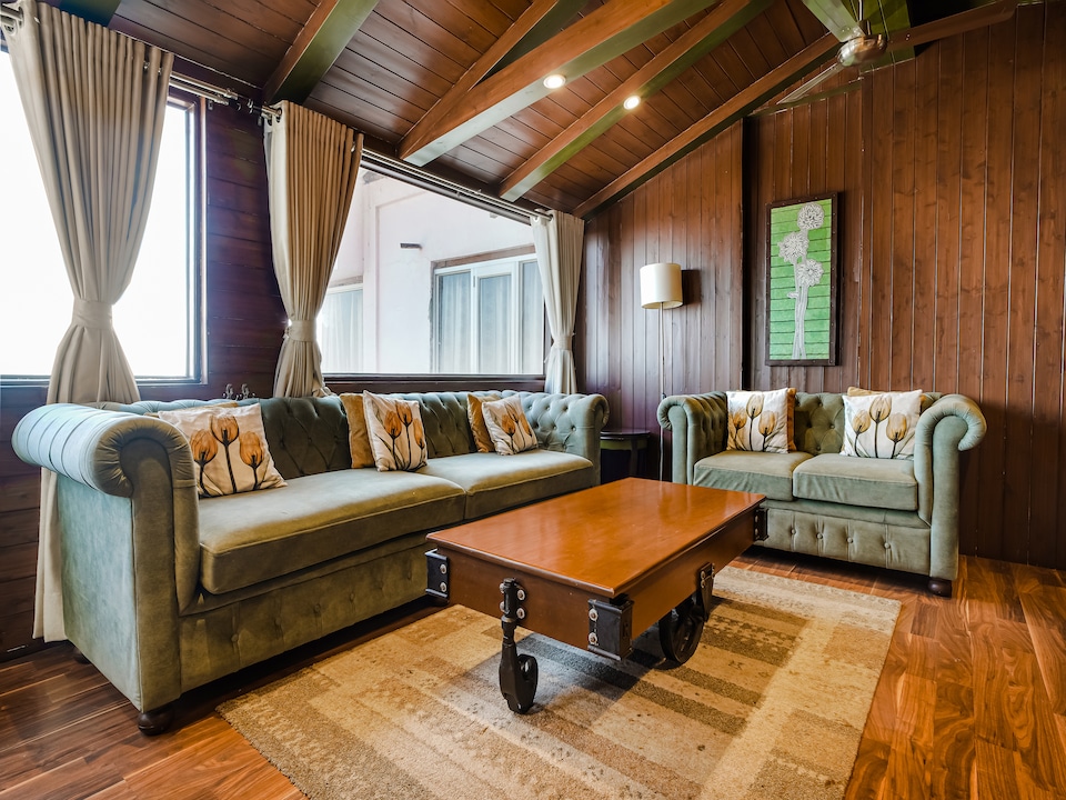 Belvilla 2BHK Luxury Villa with modern furnishing and Mountain Views, Picture palace Mussoorie, Mussoorie